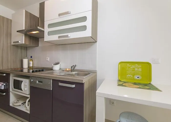 Issea Apartamento *