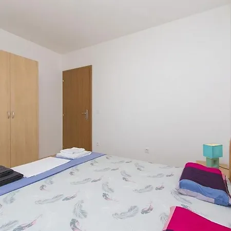 Apartament Issea Brela