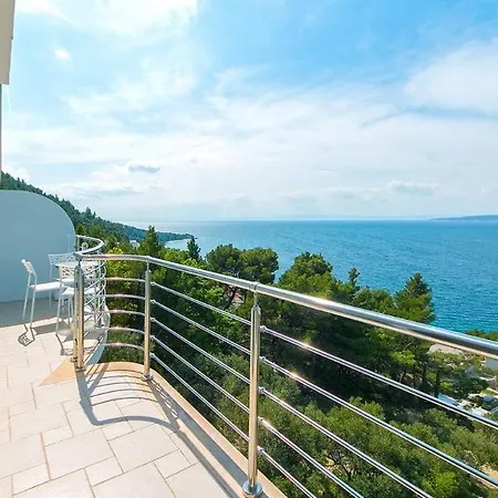 Apartament Issea