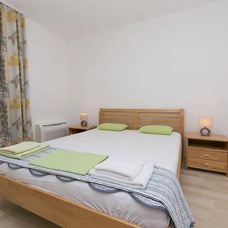 Apartament Issea