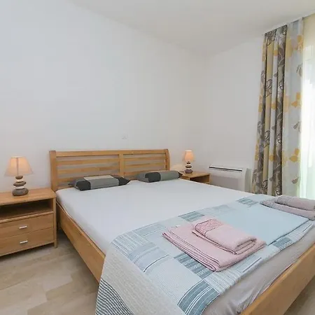 Issea Apartament