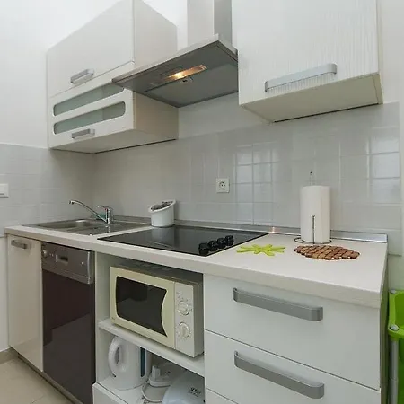 Issea Apartament