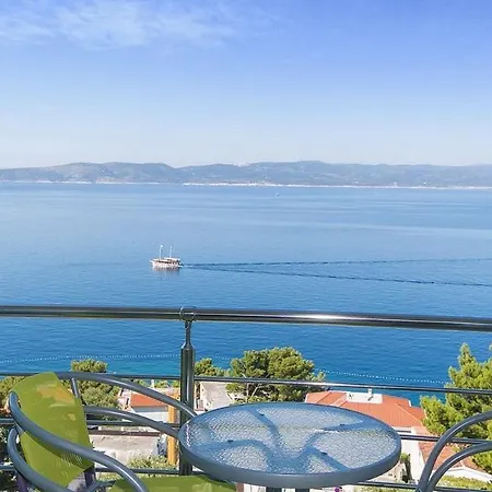 Apartament Issea