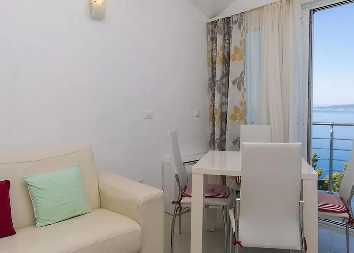 Issea Apartament Brela